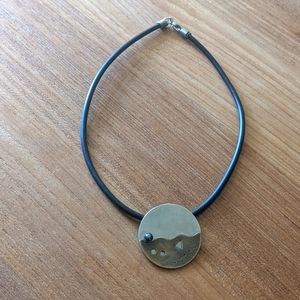 MIXED METAL NECKLACE